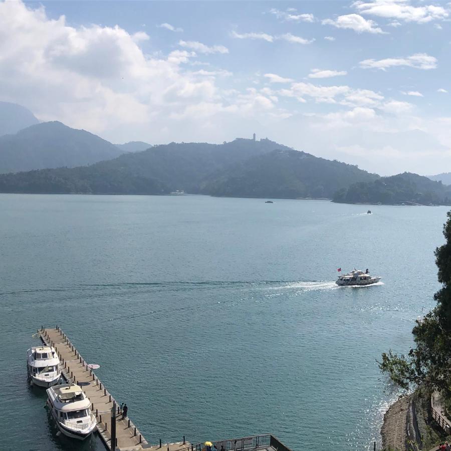 Sun Moon Lake Long Xing Homestay Yuchi Exterior foto