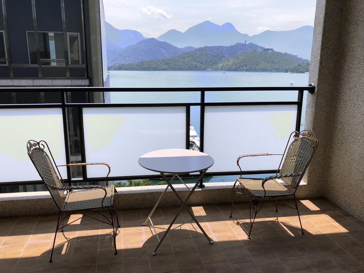 Sun Moon Lake Long Xing Homestay Yuchi Exterior foto